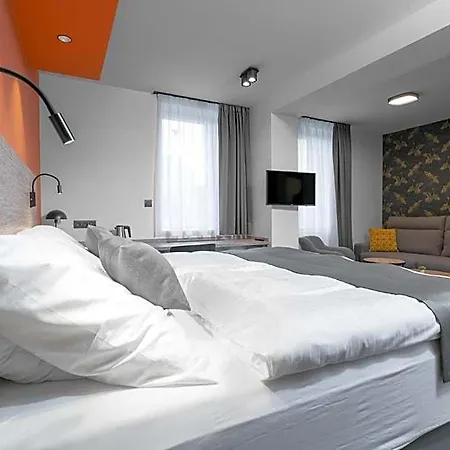 Diana Hotel 4*